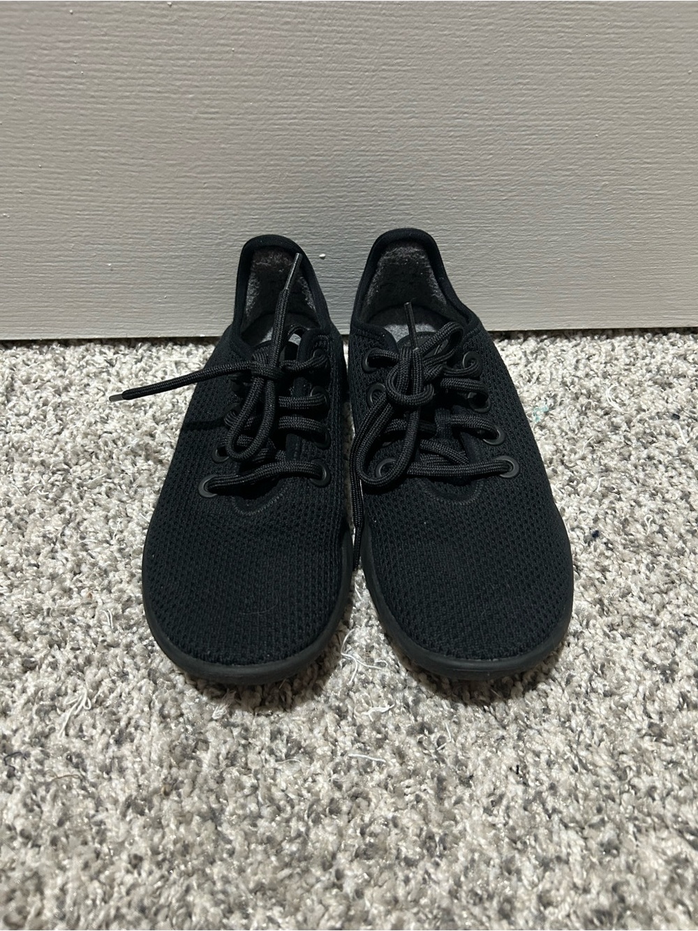 Allbirds Women's Black Knit Lace-Up Tree Runner Sneakers Size 6